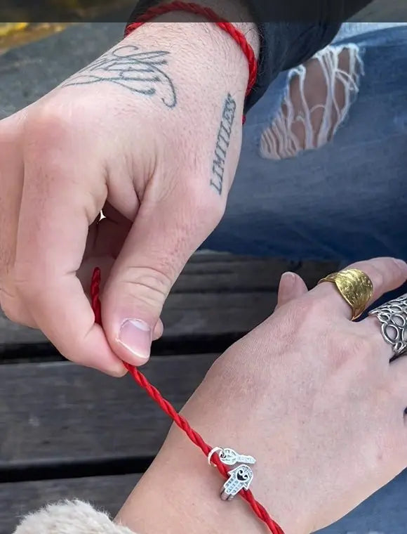 Hamsa Filo Rosso del Destino