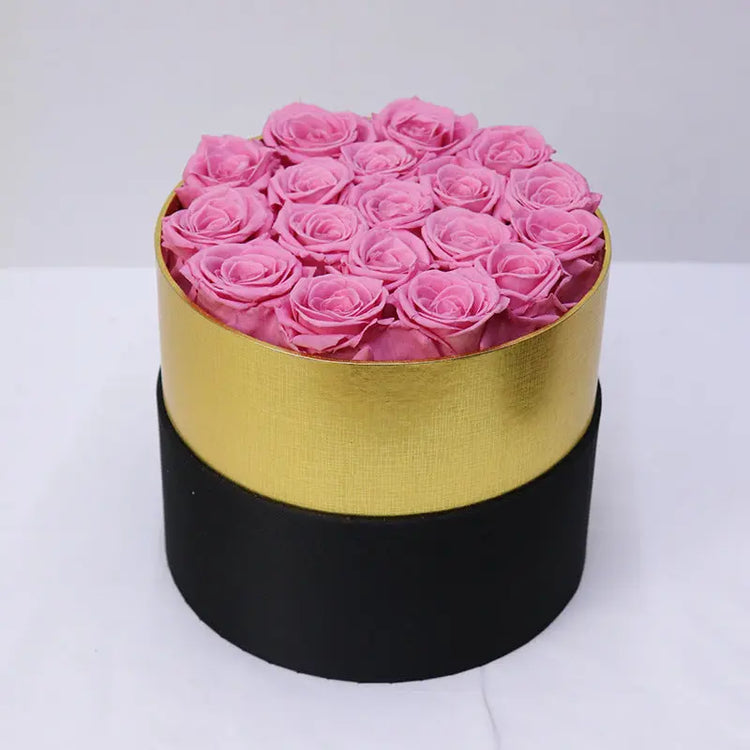 Exquisite roses in beautiful gift box assorted colors. - HASHTAG