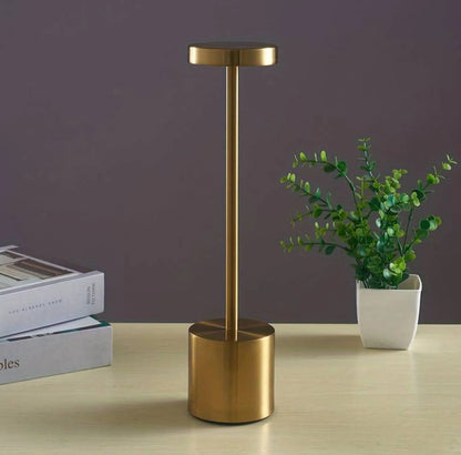 LAMPADA DA TAVOLO RICARICABILE TOUCH DIMMERABILE per BAR HOTEL RISTORANTE USB C