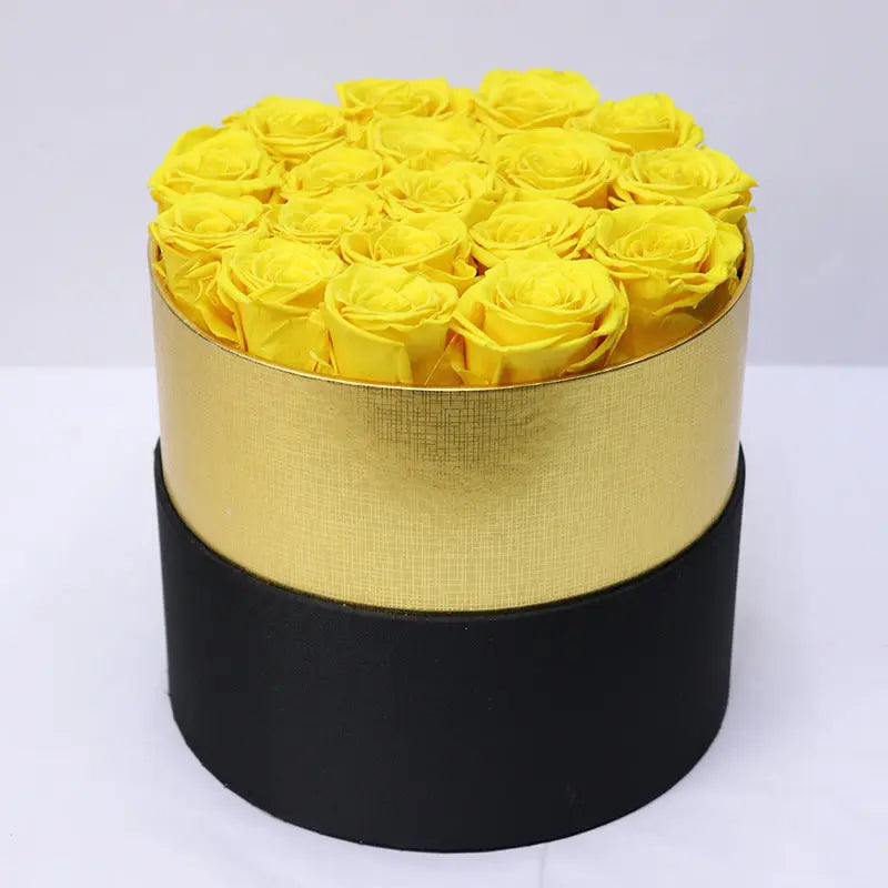 Exquisite roses in beautiful gift box assorted colors. - HASHTAG