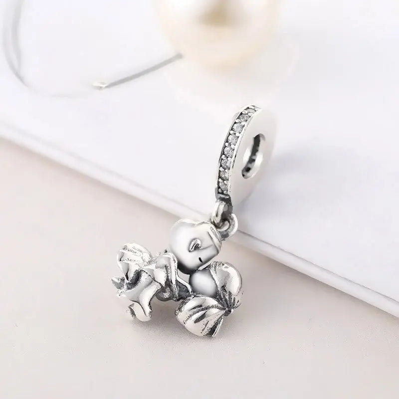 Love wedding couple Charm, Ideal for party favor gift. - HASHTAG