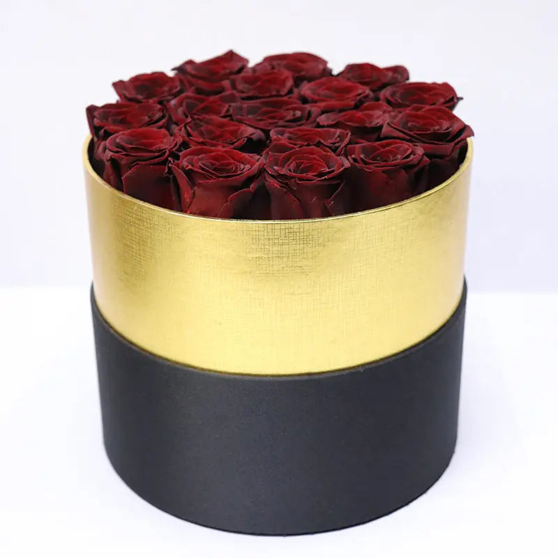Exquisite roses in beautiful gift box assorted colors. - HASHTAG