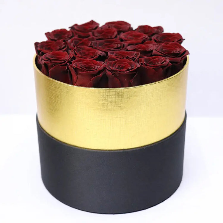 Exquisite roses in beautiful gift box assorted colors. - HASHTAG