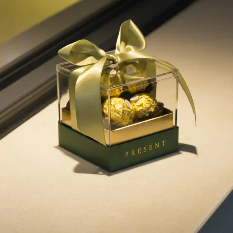 Acrylic Gift Box with Ribbon Transparent. Liebe - Making Life Easier