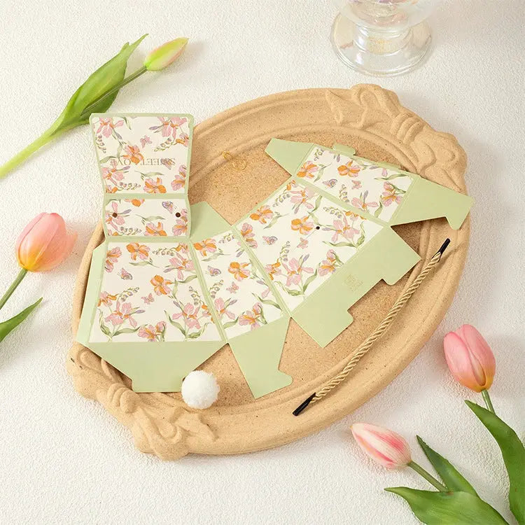 Paperboard Flower Wedding Gift Bag 10pcs Liebe - Making Life Easier