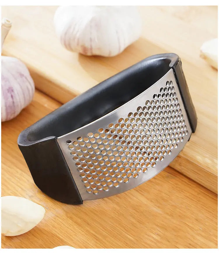 Stainless Steel Garlic Press Crusher. - HASHTAG