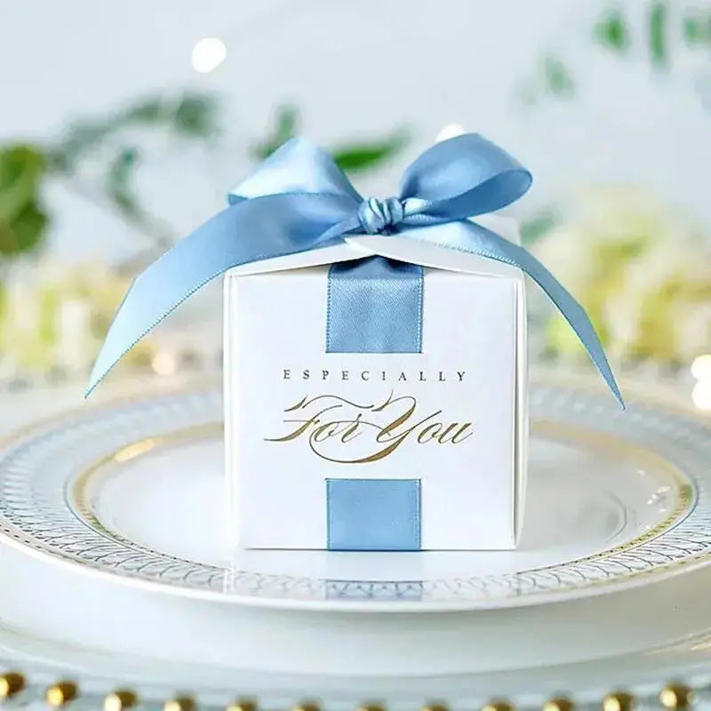 New Wedding Favors Gift Box With Ribbon. Liebe - Making Life Easier