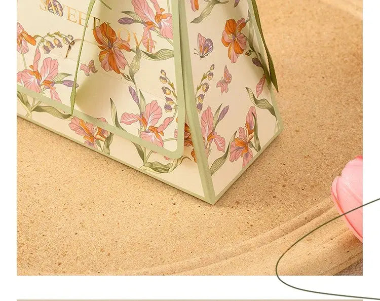 Paperboard Flower Wedding Gift Bag 10pcs Liebe - Making Life Easier
