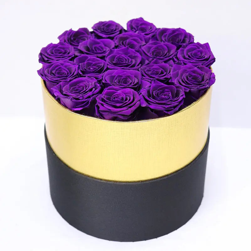 Exquisite roses in beautiful gift box assorted colors. - HASHTAG